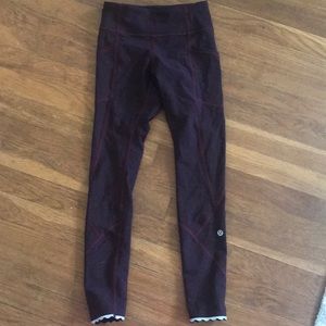 Lululemon leggings pants tight stuff 2 7/8.